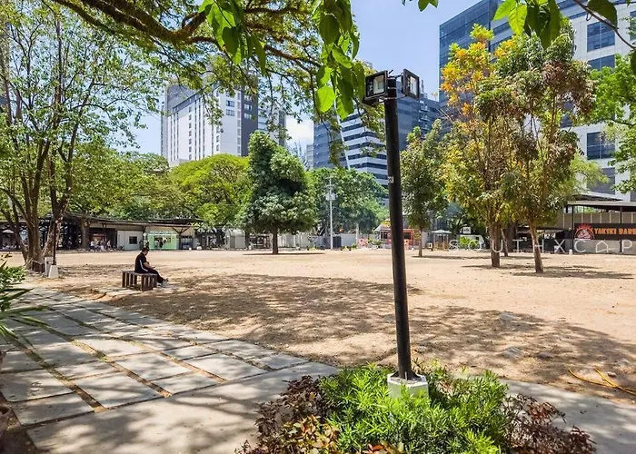 Furnished In Avida Towers Riala, It Park With Pool, Fast Wifi, Netflix And *