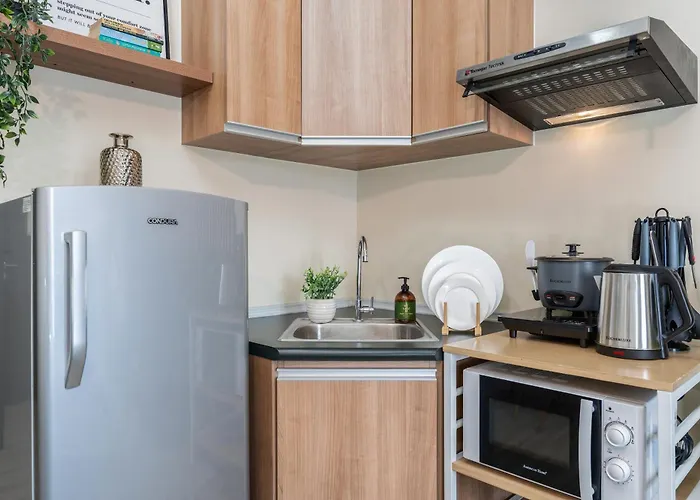 Furnished In Avida Towers Riala, It Park With Pool, Fast Wifi, Netflix And Apartment *